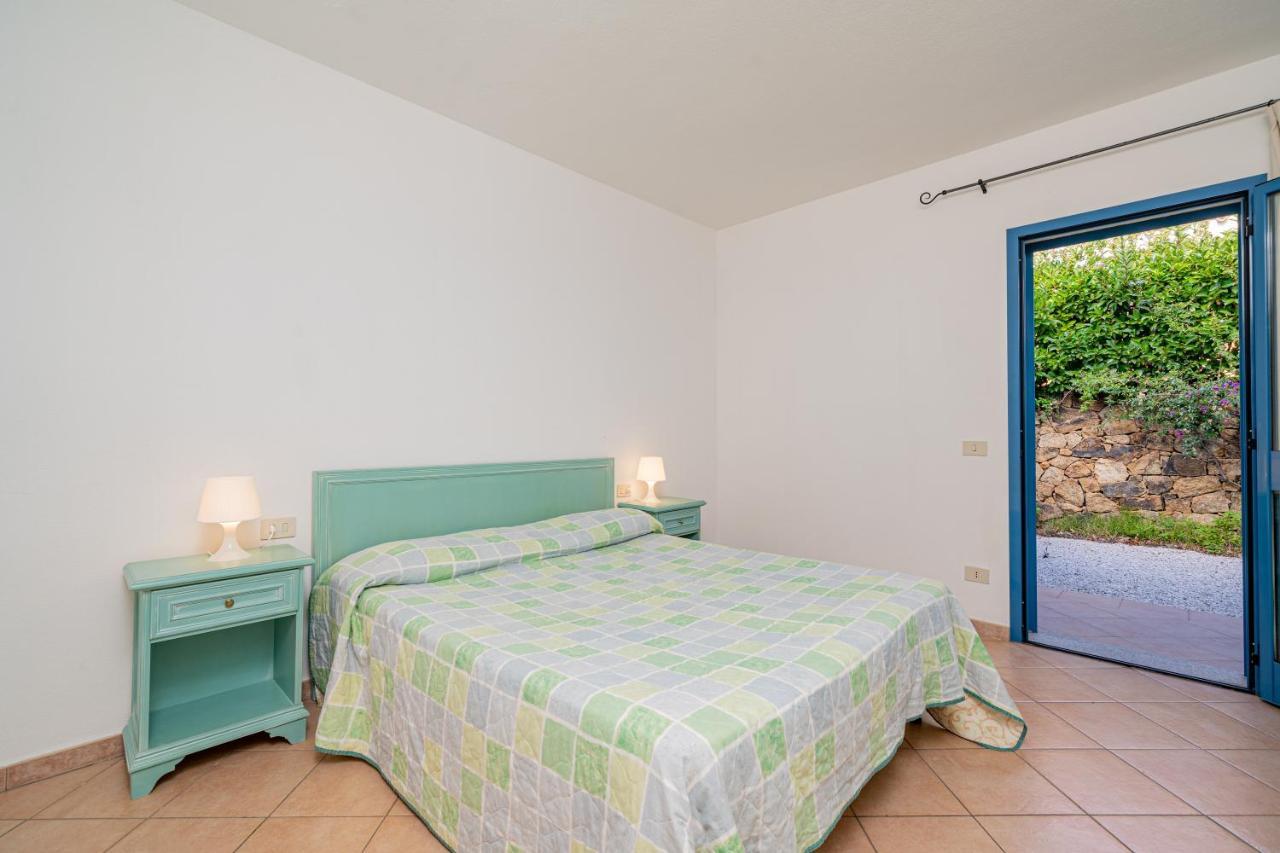 Residence La Tartaruga Монте Петросу Екстериор снимка