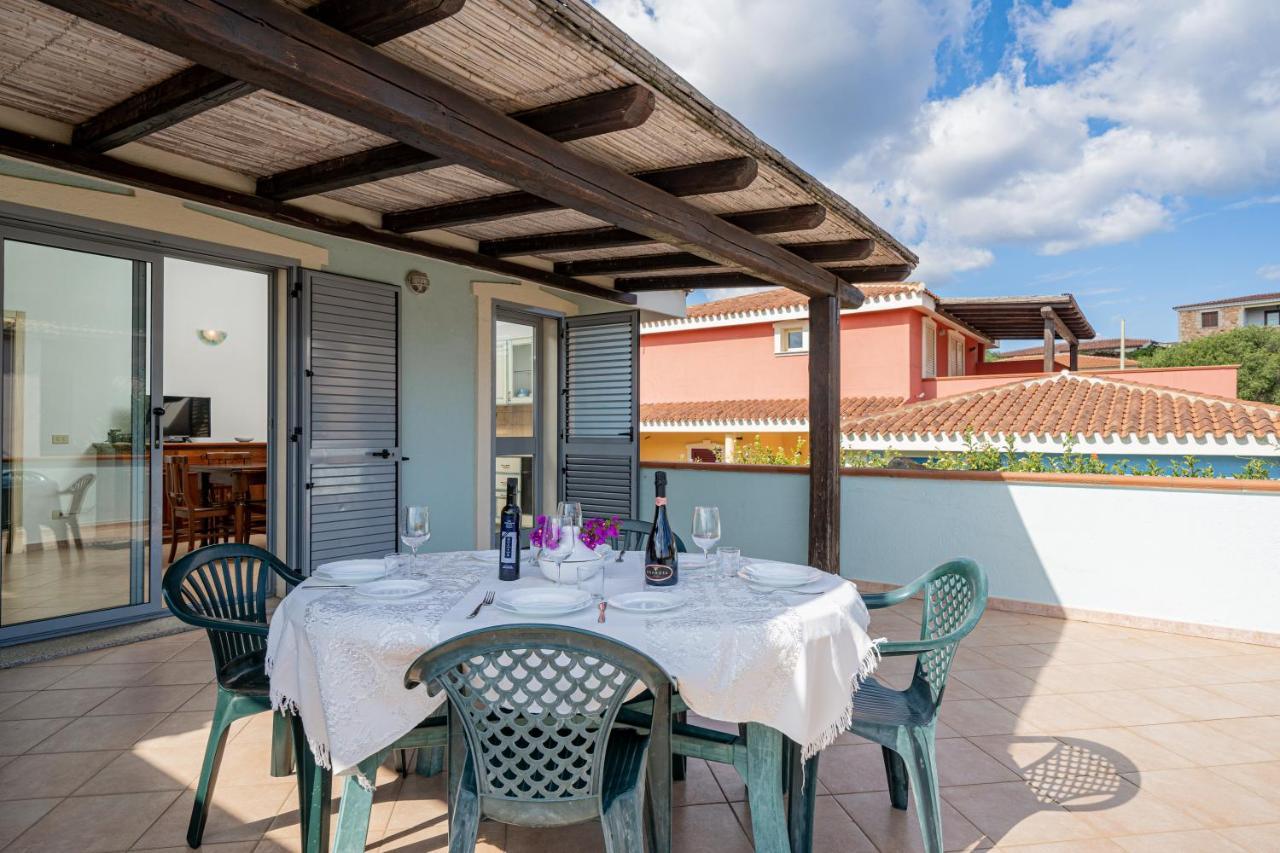 Residence La Tartaruga Монте Петросу Екстериор снимка