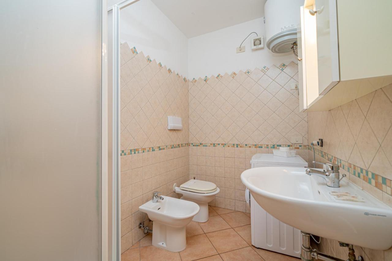 Residence La Tartaruga Монте Петросу Екстериор снимка