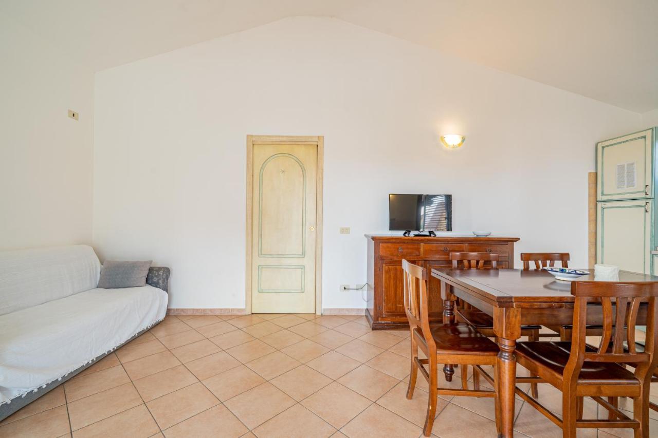 Residence La Tartaruga Монте Петросу Екстериор снимка